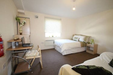 1 bed studio, Studio 12 the cube 5 gibbon lane, Near university, Plymouth, PL48EB - Image 3